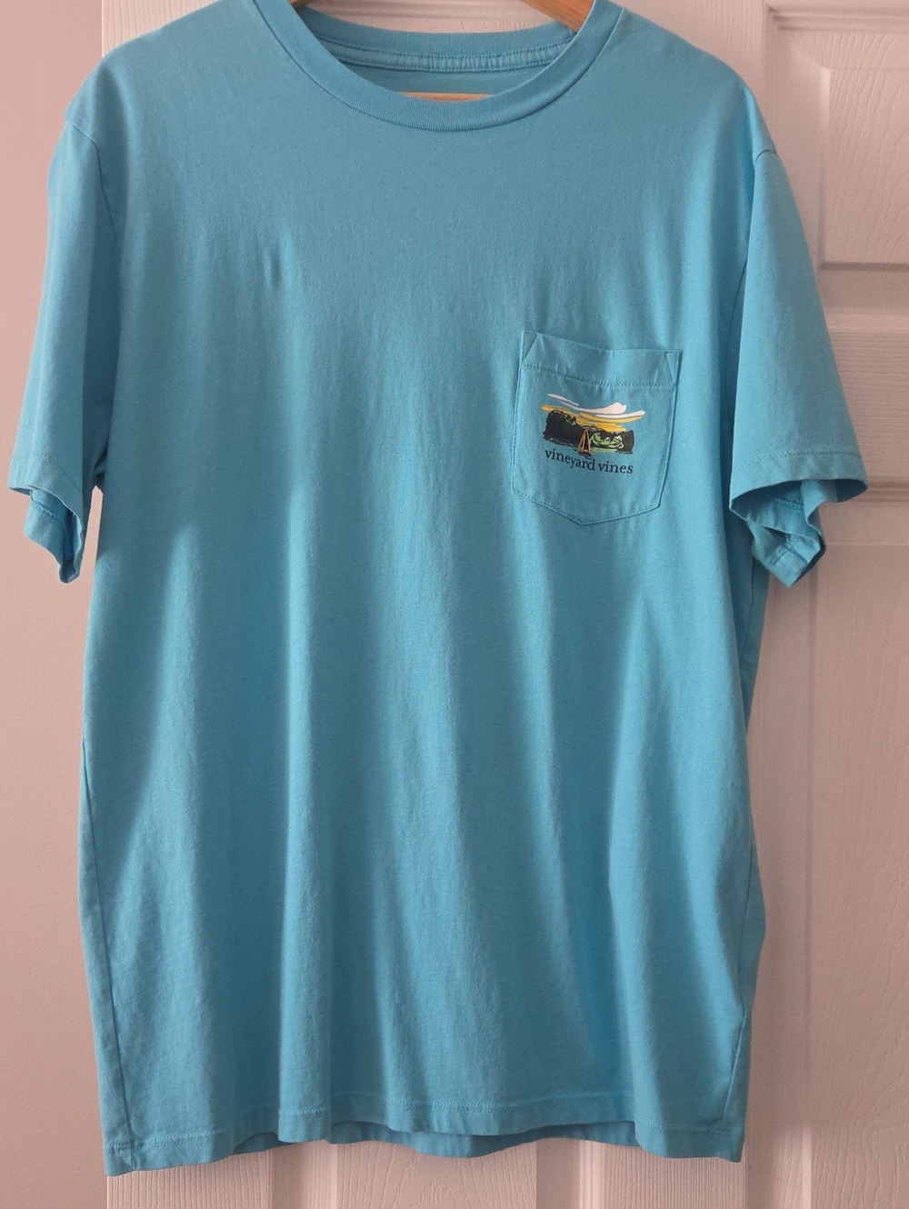 Vineyard Vines Men's Short-Sleeve Pocket Tee — Aqua Blue with Pocket Graphic